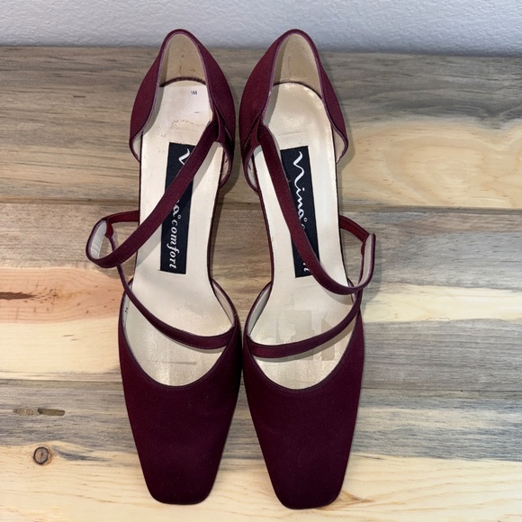 Nina Burgundy Silk Dress Shoe 7 M - Picture 11 of 12